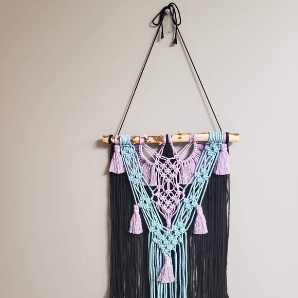 Macrame Wall Hanging - Picture 2 of 6